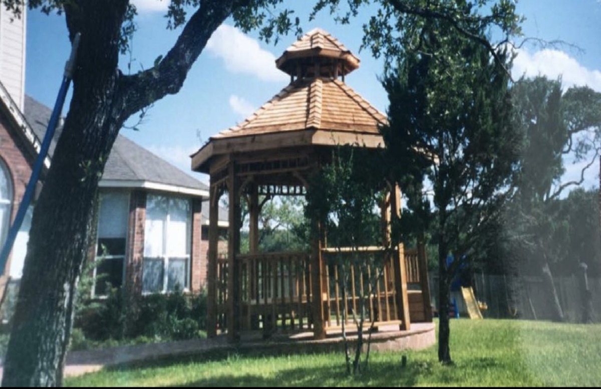 PIC 9